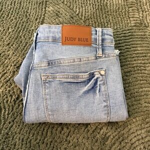 Judy Blue High Waisted Light Wash Raw Hem Denim Shorts JB150331 LT-CO Large